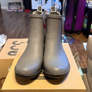 Lucky Brand Gray Winter & Rain Boots